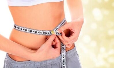 Methoden zum Abnehmen in einer Woche an Oberschenkeln und Bauch.